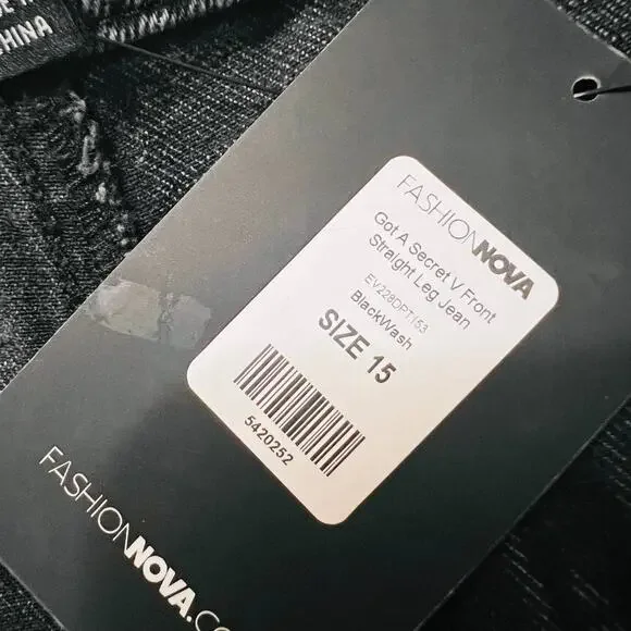 Fashion Nova Got A Secret V Front Straight Leg High Rise Jeans Size 18 NWT Gray - Picture 4 of 12